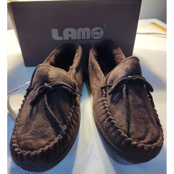 NWT Lamo Footwear Men's Leather Moccasin Sz 13M Slippers 1545 - Picture 1 of 6